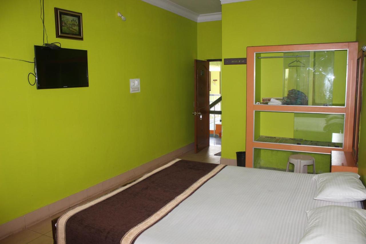 Hotel Lake Queen Rambha Exterior foto